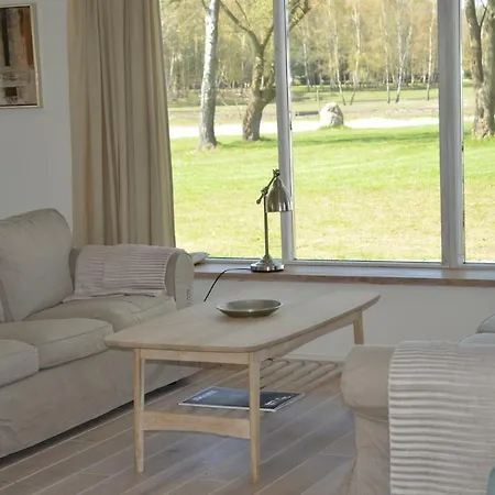 Elegant Farmhouse In بيت للعطل *
