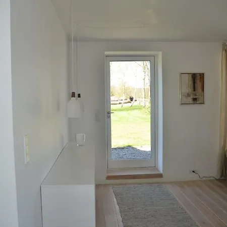 Elegant Farmhouse In بيت للعطل Hillerød